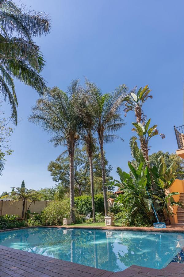 קמפטון פארק Airport Tower Lodge מראה חיצוני תמונה
